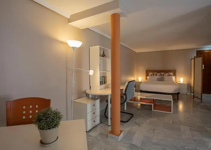 Apartmán Luminosity Square Studio. Francos 14 *