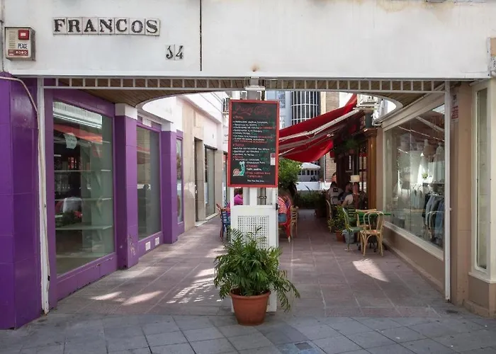Luminosity Square Studio. Francos 14 Sevilla